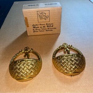 New In Box Vintage 2 Plastic Gold Mini Baskets Wall Hangings 5"x4" each HomeCo